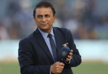 ‘अशा मनोरंजनाची गरज काय?’ ब्रेकमधील लेझर शोवरून सुनील गावस्कर आणि रवी शास्त्रींनी वर्ल्ड कपमधील नियोजनाचे वाभाडे काढले sunil gavaskar ravi shastri slam t20 world cup laser show eden gardens