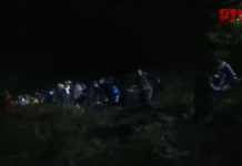 Video – हिमाचल प्रदेशमध्ये पर्यटकांचे वाहन खोल दरीत कोसळले; 4 जणांचे मृतदेह हाती, अनेक गंभीर जखमी