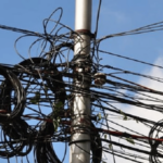 पुणे महापालिकेचा ओव्हरहेड केबल कारवाईचा फुसका बार! सोसायट्यांवरील कारवाईला स्थगिती