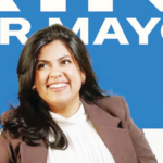 हिंदुस्थानची लेक वॉशिंग्टनमध्ये महापौरपदाच्या शर्यतीत, रिनी संपत डेमोक्रेटिक पक्षाच्या उमेदवार