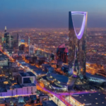 Iran War युद्धविरामाची घोषणा होऊनही सौदी अरेबिया, बहरीन आणि कुवेतमध्ये ‘मिसाईल अॅलर्ट’ जारी Saudi Arabia