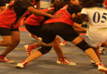 मावळी मंडळाच्या कबड्डी स्पर्धेत संघांचे शतक