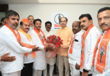 Photo – बुलढाण्यातील भाजप, काँग्रेस आणि शिंदे गटाच्या कार्यकर्त्यांचा शिवसेनेत प्रवेश