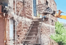 अमरावती लैंगिक शोषण प्रकरण आरोपी अयाजच्या घरावर बुलडोझर amravati-sexual-exploitation-case-accused-ayaz-house-demolished-by-bulldozer