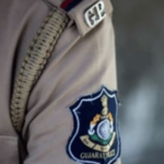 गुजरातमध्ये पोलीस अधिकाऱ्यांकडून पत्रकाराचा शारीरिक छळ? राष्ट्रीय मानवाधिकार आयोगाने धाडली नोटीस gujarat police