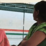 बाहेरून वह्या-पुस्तकं घेतल्याने मुख्याध्यापिका संतापल्या, चिमुरड्यांच्या पालकांना सर्वांदेखत केला अपमान