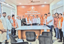 कोल्हापूर बाजार समिती संचालक मंडळ बरखास्त करा! दोषी संचालकांवर कारवाईची शिवसेनेची मागणी