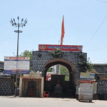 ऐतिहासिक माळीवाडा वेस प्रकरण पेटलं! वेस पाडण्यासाठी सत्ताधाऱयांच्या समर्थन मोहिमेविरोधात असंतोष