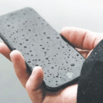 असं झालं तर… अचानक आलेल्या पावसात फोन ओला झाला तर…