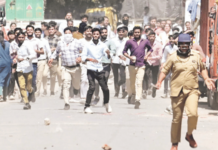 वेतनवाढीसाठी झालेल्या आंदोलनात हिंसाचार; भाजप सरकारने जोडले पाकिस्तानशी कनेक्शन