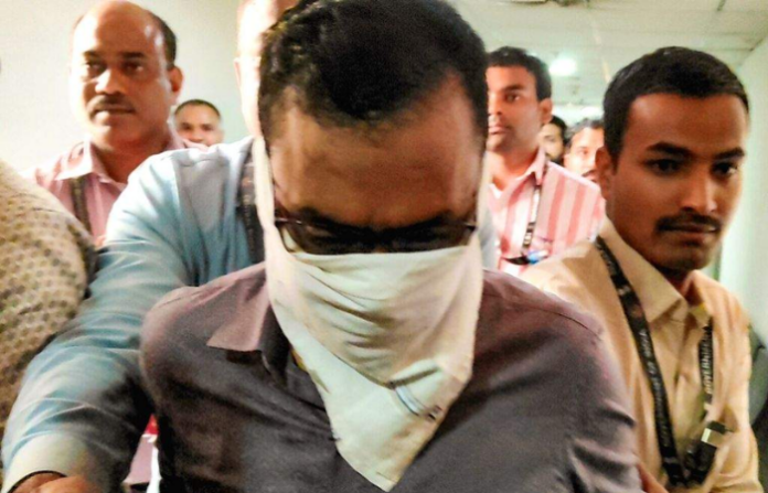 पेपरफूट प्रकरणात चार डॉक्टर चौकशीच्या फेऱ्यात