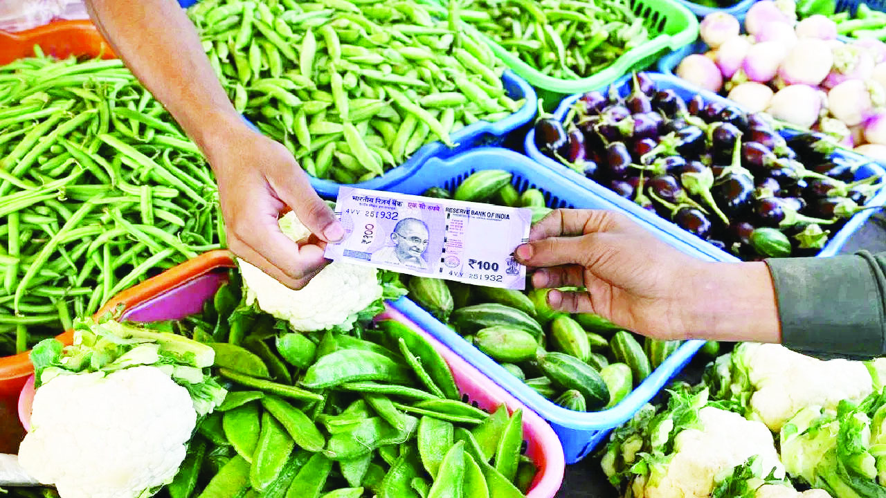 झटका! महागाई चार वर्षांच्या उच्चांकावर!!