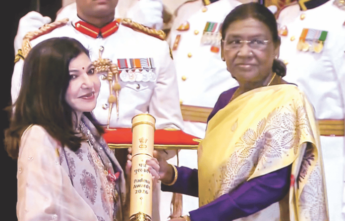 ALKA YAGNIK