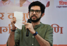 Photo – पुण्यातील पदाधिकारी मेळाव्यात आदित्य ठाकरे यांचा शिवसैनिकांशी संवाद