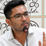 २० गद्दार खासदारांच्या अपात्रतेचा निर्णय लवकर घ्या, अभिषेक बॅनर्जी यांचे लोकसभा अध्यक्षांना पत्र