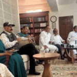 तृणमूलचे लोकसभेतील 28पैकी 20 खासदार फुटले