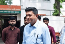 नाशिक-जळगावमध्ये महायुतीकडून नाराजांची मनधरणी सुरूच, भाजप बंडखोर प्रसाद हिरेंचा दराडेंना पाठिंबा
