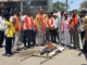 परभणीत गद्दार खासदार संजय जाधव यांची प्रतिकात्मक अंत्ययात्रा