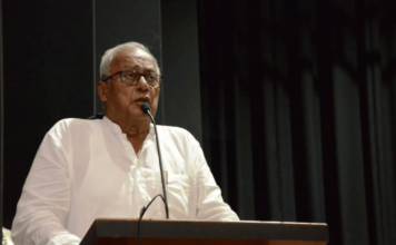 पक्षांतरबंदी कायदा टाळण्यासाठीच बंडखोर खासदारांनी हा मार्ग निवडला, तृणमूल खासदार सौगत रॉय यांची टीका