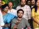 सरकार आणि सत्ताधारी पक्ष राजकारणापलीकडे जात जनतेचे प्रश्न सोडवणार आहेत का? आदित्य ठाकरे यांचा संतप्त सवाल