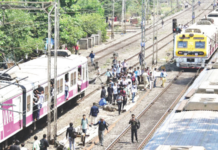 टिळक नगर-चेंबूरदरम्यान ओव्हरहेड वायर तुटली, ऐन ‘पीक अवर्स’ला हार्बर तासभर ठप्प