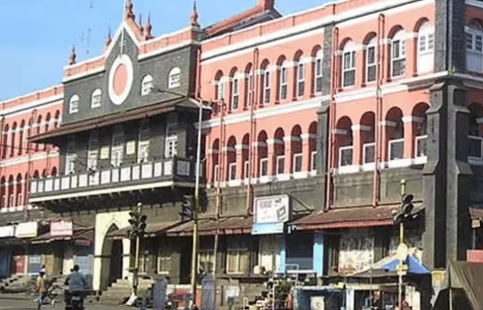 kolhapur-municipal-corporation-proposes-entry-tax-on-outside-vehicles-except-mh-09-public-outrage kolhapur-municipal-corporation-proposes-entry-tax-on-outside-vehicles-except-mh-09-public-outrage