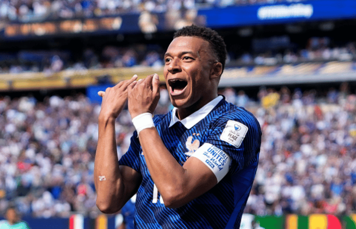 kylian-mbappe-becomes-france-all-time-top-scorer-breaks-giroud-record-france-beats-senegal-3-1 kylian-mbappe-becomes-france-all-time-top-scorer-breaks-giroud-record-france-beats-senegal-3-1