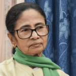 West Bengal Politics – बंडखोर गटामध्ये फूट, “ममता बॅनर्जीच आमच्या नेत्या असून…”, आमदाराच्या विधानाने बंगालच्या राजकारणात मोठा ट्विस्ट