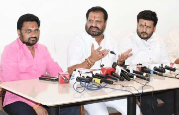 mp-nagesh-patil-ashtikar-slams-operation-tiger-rumours-reaffirms-loyalty-to-uddhav-thackeray mp-nagesh-patil-ashtikar-slams-operation-tiger-rumours-reaffirms-loyalty-to-uddhav-thackeray