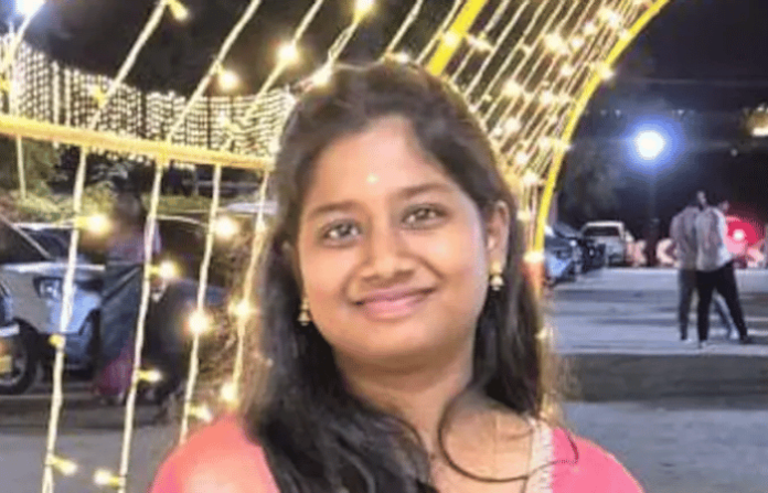 neet-aspirant-anukeerthana-commits-suicide-in-coimbatore-amid-re-exam-stress-anti-neet-protests-flare-up neet-aspirant-anukeerthana-commits-suicide-in-coimbatore-amid-re-exam-stress-anti-neet-protests-flare-up
