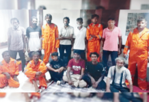 हिंदुस्थानी जहाज बुडाले, 14 खुलाशांची सुखरूप सुटका