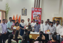 युवासेना रत्नागिरीच्या वतीने वत्कृत्व स्पर्धेचे आयोजन, गौरवी ओळकर प्रथम तर यश शेलार द्वितीय