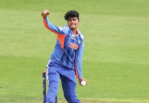 Women’s T20 World Cup 2026 – पदार्पणातच श्री चरणीने इतिहास रचला, पाकिस्तानचा धुव्वा उडवत केली धमाकेदार कामगिरी
