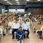 नवी मुंबईतील विद्यार्थ्यांवर बाप्पाची कृपा; विसर्जन झालेल्या मूर्तीच्या पीओपीपासून बनवले स्टडी टेबल