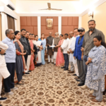 तृणमूल काँग्रेसच्या 20 बंडखोर खासदारांना लोकसभा अध्यक्षांची नोटीस