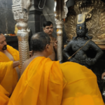 श्री विठ्ठल मूर्ती संवर्धन उपचार, रासायनिक की आयुर्वेदिक? निर्णय पुरातत्व विभाग घेणार; जिल्हाधिकाऱ्यांची माहिती