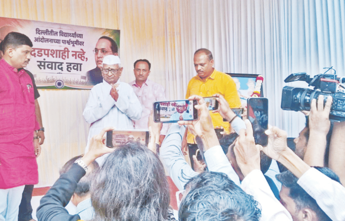 Anna hazare