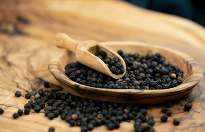 Black Pepper (1)