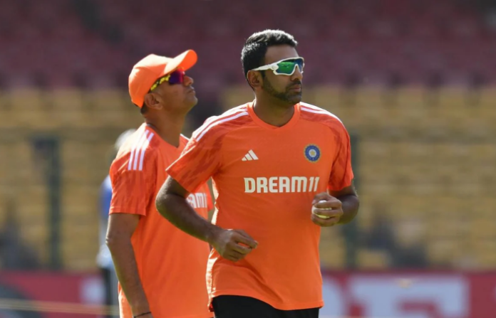 R Ashwin with dravid