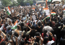 Photo – शिवाजी पार्कात तिरंगा आंदोलन