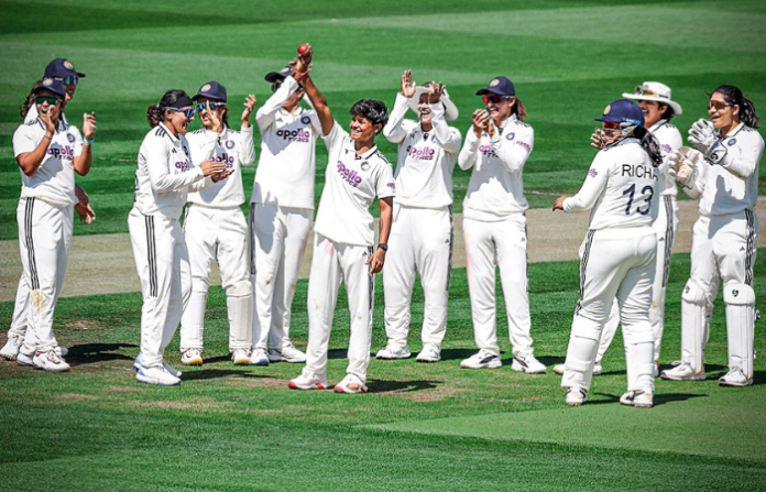 Team India (19)