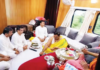 ‘हनिमून सूट’नंतर आता ट्रेनमध्ये ‘पूजा-अर्चा’