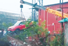 महाबळेश्वर वेण्णा नदीवरील पूल कोसळला; 24 तासांत 513 मी. पी. पाऊस, झाडे पडली, रस्ते खचले, गावांशी संपर्क तुटला