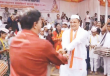 आमची माणसं दोन दिवसांपासून ढिगाऱ्याखाली, पण आयुक्त सूर्यवंशी मात्र फुगडीत दंग! केवढी ही असंवेदनशीलता