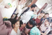 मुलुंड स्थानकात एसी लोकल बंद, कोंडमारा… तीन प्रवासी बेशुद्ध; ऐन गर्दीच्या वेळी मोठी गडबड