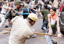दिल्लीत जेन झी क्रांतीची मशाल पेटली! हजारो तरुणांची संसदेवर धडक.. मोदी-शहांचा अहंकार पायदळी तुडवला; आंदोलकांवर अमानुष लाठीहल्ला, डोकी फोडली… शेकडो जखमी