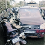 भरधाव कारची दुचाकींना धडक; एक ठार, दोन गंभीर, भिवंडी उड्डाणपुलावरील घटना