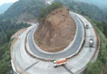 भोस्ते घाटातील 180 मीटरच्या रस्त्यात 17 स्पीड ब्रेकर आणि 11 रंबलर, रस्त्याच्या डिझाईनची उडवली खिल्ली; शिवसेना आक्रमक