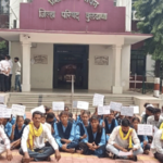Buldhana News – विद्यार्थ्यांसह जिल्हा परिषदेत भरली शाळा; अनोख्या आंदोलनाला यश, सहा शिक्षकांची तातडीने नियुक्ती