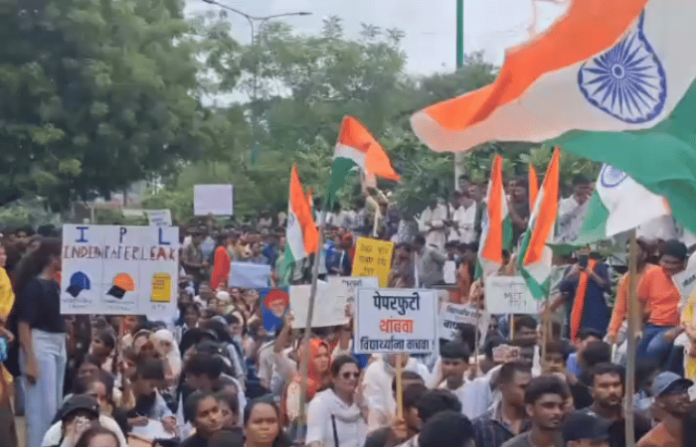 chandrapur protest